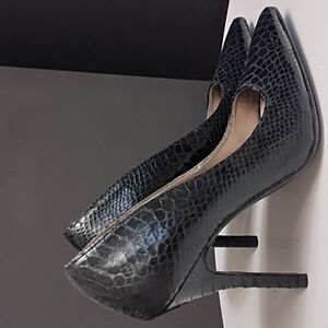 Sam & Libby Black Snakeskin High Heels